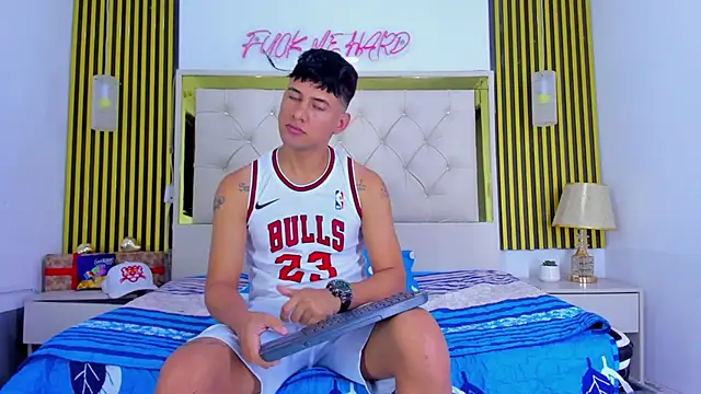 Sweet kevin1 online show from January 2026 06:18:02 AM