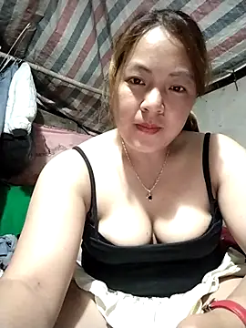 Lucky cutee online show from April 2026 01:03:01 PM