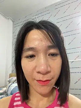 Elly-y online show from January 2026 02:10:02 PM