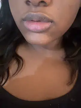 amorasecy online show from February 2026 12:48:02 PM