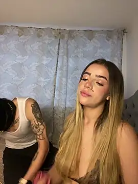 cute emmma online show from February 2026 11:21:01 AM