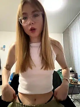 Lilpiks online show from January 2026 06:04:01 AM