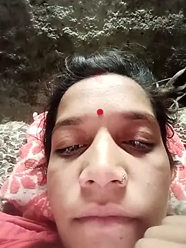 Snapshot of Karishma_singh chatting on February 2026 10:58:02 PM Karishma singh online show from February 2026 10:58:02 PM