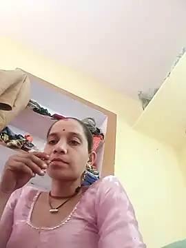 Snapshot of Karishma_singh chatting on February 2026 06:32:02 AM Karishma singh online show from February 2026 06:32:02 AM