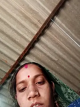 Snapshot of Karishma_singh chatting on March 2026 03:09:01 AM Karishma singh online show from March 2026 03:09:01 AM