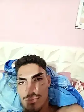 Pupulo19 online show from January 2026 04:33:02 PM