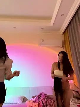 Molly-xiao online show from January 2026 09:56:01 AM