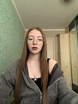 Snapshot of Eseniya_ chatting on January 2026 08:29:01 AM Eseniya online show from January 2026 08:29:01 AM