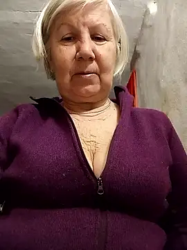 KlaudiaDarling online show from January 2026 04:12:02 PM