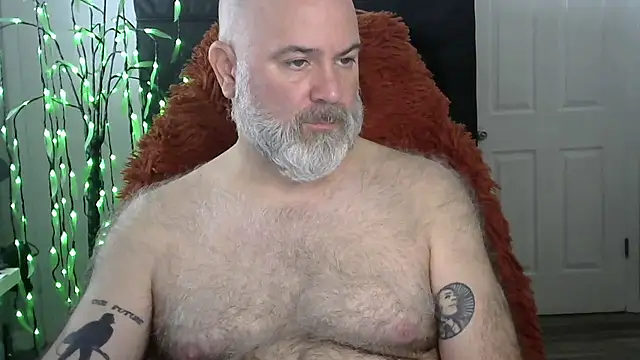 XJJ77x online show from January 2026 07:39:01 PM