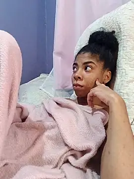 Snapshot of Samarajenyfer chatting on February 2026 04:22:01 AM Samarajenyfer online show from February 2026 04:22:01 AM