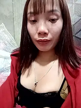 yeutinh00 online show from January 2026 12:53:01 PM