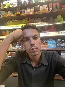 Snapshot of Naldopaugrand chatting on February 2026 11:36:01 PM Naldopaugrand online show from February 2026 11:36:01 PM