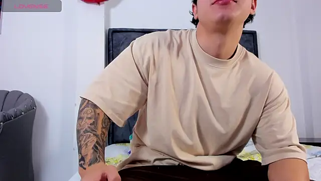 Snapshot of Liam_saint chatting on February 2026 12:37:01 PM Liam saint online show from February 2026 12:37:01 PM