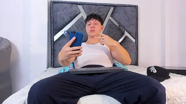 Snapshot of Liam_saint chatting on February 2026 12:22:02 PM Liam saint online show from February 2026 12:22:02 PM