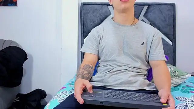 Snapshot of Liam_saint chatting on February 2026 12:12:01 PM Liam saint online show from February 2026 12:12:01 PM