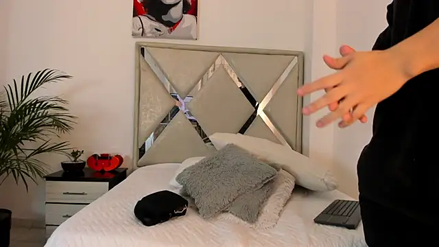 Snapshot of Liam_saint chatting on February 2026 12:34:01 PM Liam saint online show from February 2026 12:34:01 PM