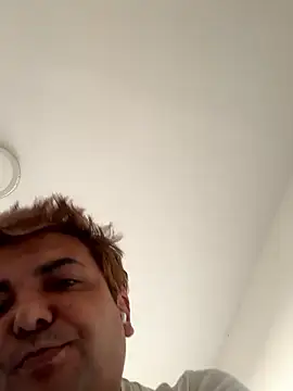 queerboth online show from January 2026 07:25:02 AM