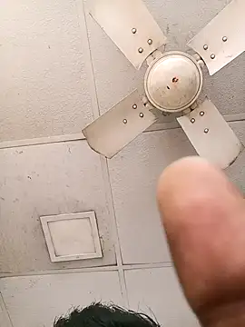 Snapshot of rajahihub chatting on February 2026 08:37:02 AM rajahihub online show from February 2026 08:37:02 AM