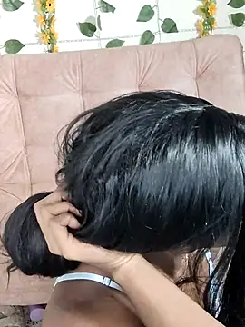 Nahomy-sm online show from April 2026 12:56:01 AM