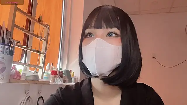 Snapshot of Tieu-May chatting on February 2026 06:42:02 AM Tieu-May online show from February 2026 06:42:02 AM