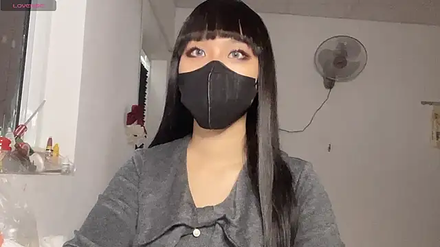 Snapshot of Tieu-May chatting on March 2026 07:54:02 AM Tieu-May online show from March 2026 07:54:02 AM