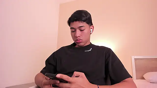 AustinTowers online show from February 2026 07:56:02 PM