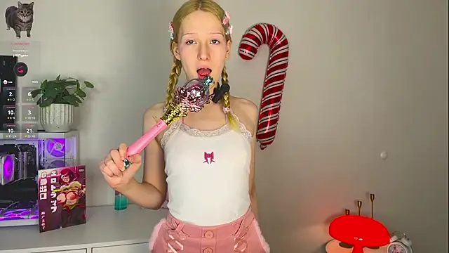 LollyCute online show from January 2026 01:32:02 AM