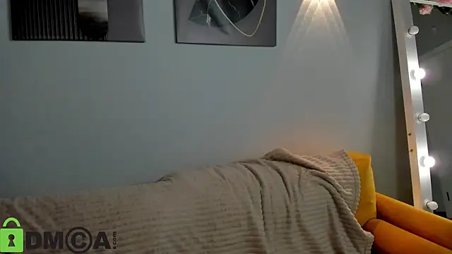 SoftLana online show from March 2026 04:18:02 AM