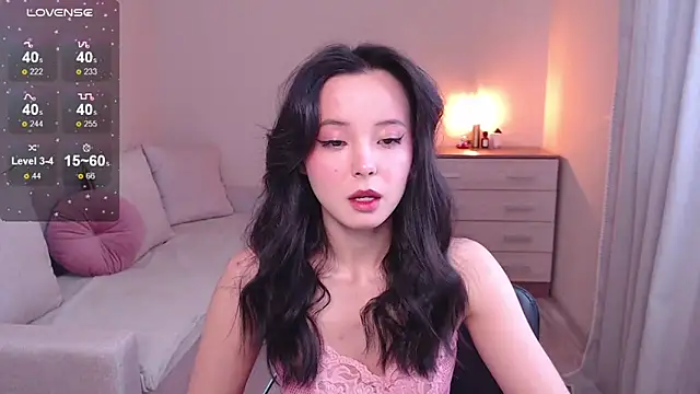 Snapshot of lia_hetty chatting on February 2025 12:25:02 PM lia hetty online show from February 2025 12:25:02 PM