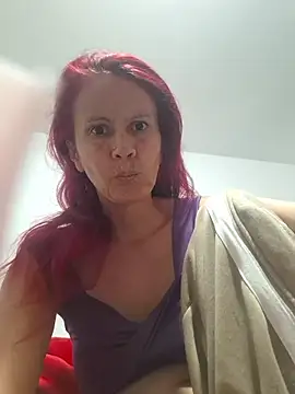 Snapshot of cintia_love chatting on May 2026 11:22:02 PM cintia love online show from May 2026 11:22:02 PM