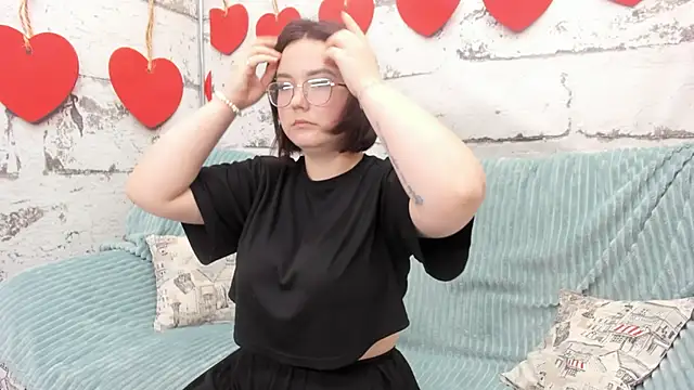 Sweetie Rozzy online show from May 2026 01:10:01 AM