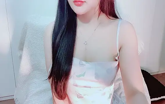 Junnatalie   online show from January 2026 03:45:01 AM