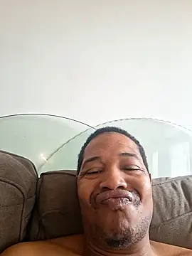 Snapshot of moneyboi1988 chatting on January 2026 03:05:02 PM moneyboi1988 online show from January 2026 03:05:02 PM