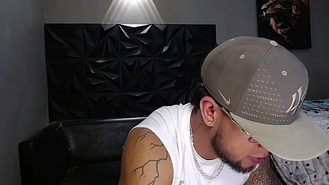 Snapshot of jacob_bentley chatting on February 2026 01:02:01 AM jacob bentley online show from February 2026 01:02:01 AM