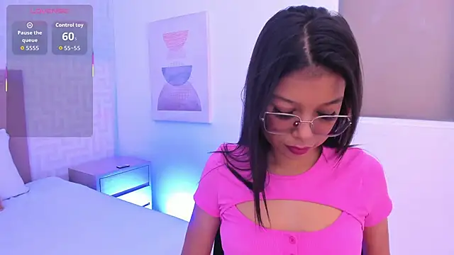 Alondra 2526 online show from January 2026 06:44:01 PM