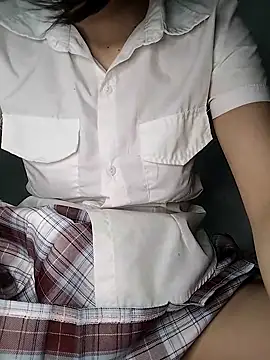 Snapshot of Dona020 chatting on February 2026 08:01:02 PM Dona020 online show from February 2026 08:01:02 PM