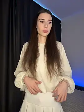 LaineTop1 online show from January 2026 07:14:01 AM