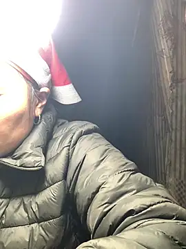 hinicky-0 online show from January 2026 02:27:01 AM