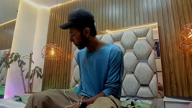 Snapshot of james__walsh chatting on February 2026 07:22:01 PM james walsh online show from February 2026 07:22:01 PM