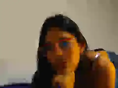 Snapshot of Elizabeth_manzon chatting on May 2026 10:25:01 PM Elizabeth manzon online show from May 2026 10:25:01 PM