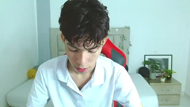 Nico  fox123 online show from January 2026 06:02:02 PM