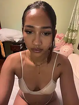 Lyla Love online show from January 2026 11:26:01 AM