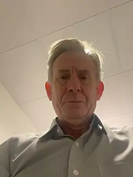 Pierre4tjyxx online show from February 2026 10:42:02 AM