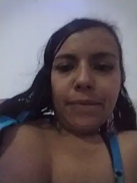 cinthia2011 online show from March 2026 01:57:01 AM