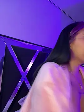 queen of you heart online show from February 2026 10:09:01 PM