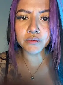 queen of you heart online show from March 2026 02:58:01 AM