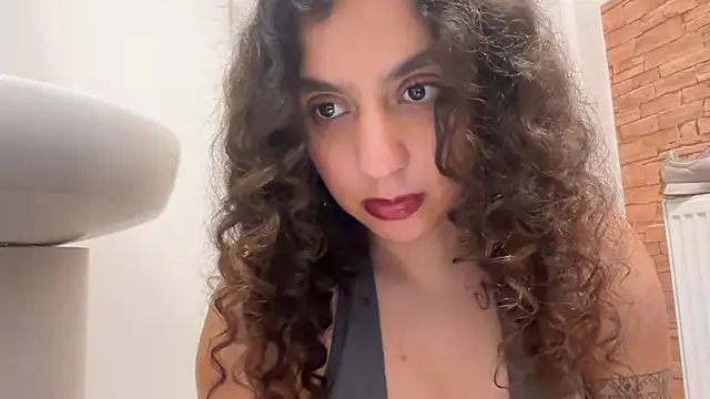 fayfay21xh online show from February 2026 07:19:02 PM