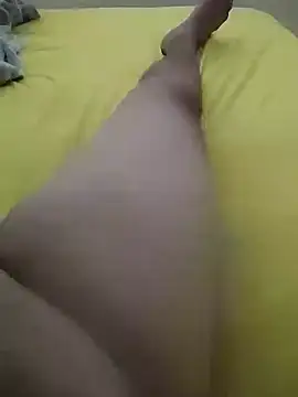 Snapshot of alexeruiva chatting on January 2026 04:09:01 PM alexeruiva online show from January 2026 04:09:01 PM