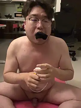 W0Ijn online show from February 2026 11:48:01 AM